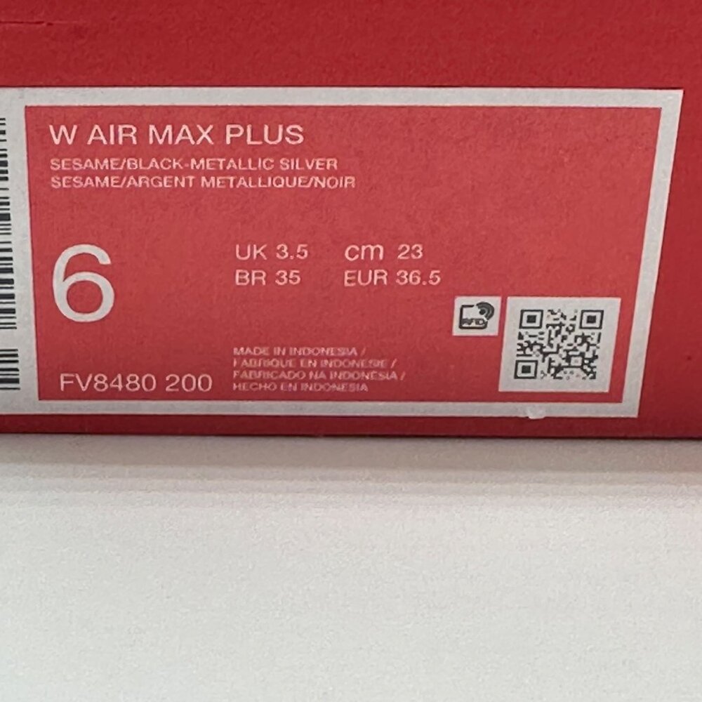 Women's Nike Air Max Plus TN  Sesame Silver Black Tuned Air FV8480-200 Size 6 - Picture 12 of 12